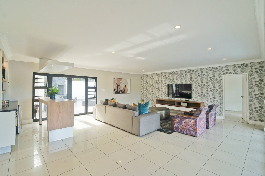 4 Bedroom Property for Sale in Beacon Bay Eastern Cape